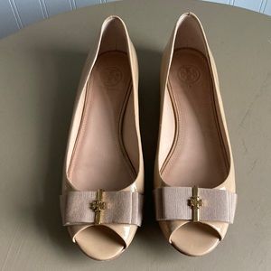 Nude Tory Burch Trudy